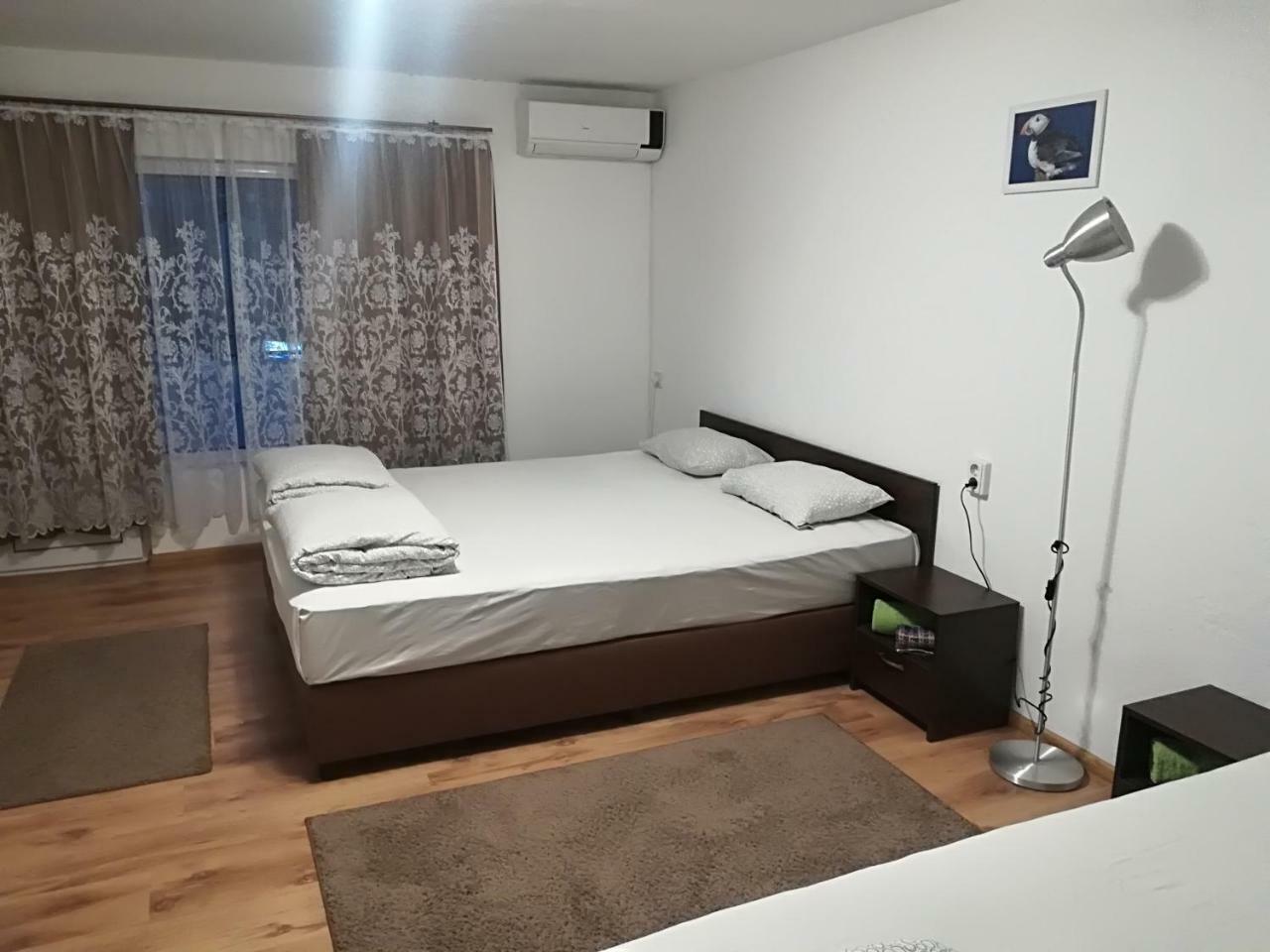 Family Hotel "May" ペトリチ エクステリア 写真